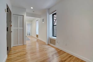 Photo for Lexington Avenue