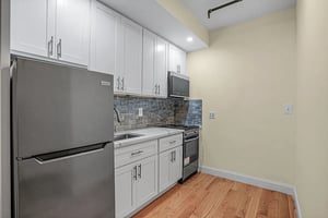 Photo for 3rd Avenue