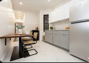 Photo for 4th Avenue