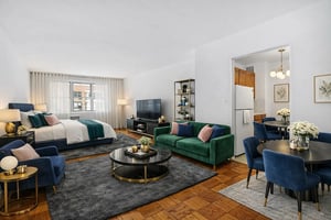 Photo for Kissena Boulevard