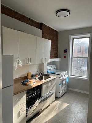 Photo for 7th Street