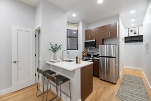 Photo for 2nd Avenue