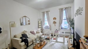 Photo for 1st Avenue