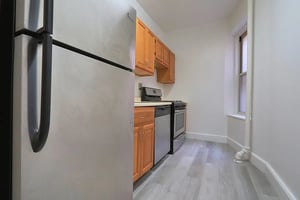 Photo for Ridge Boulevard