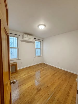 Photo for 63rd Street