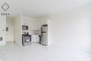 Photo for Greene Avenue