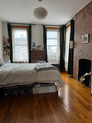 Photo for Manhattan Avenue