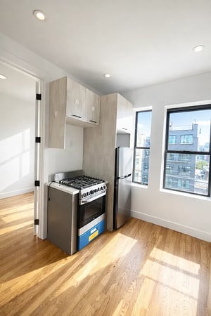 Photo for Metropolitan Avenue