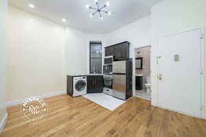 Photo for Saint Mark's Avenue