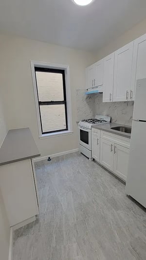 Photo for 35th Street