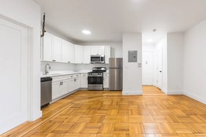 Photo for West 176th Street