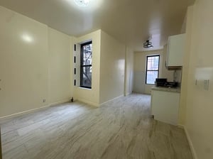 Photo for 8th Street