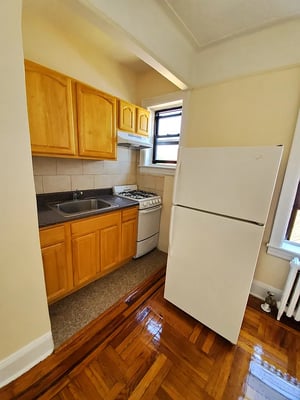 Photo for 35th Street