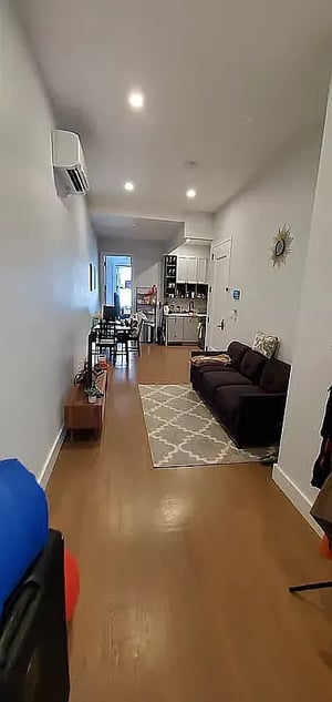 Photo for Vernon Avenue