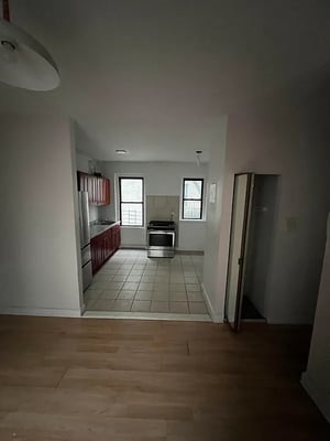 Photo for 35th Street