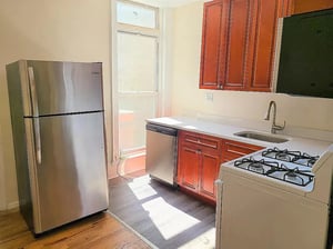 Photo for 21st Street