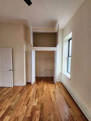 Photo for 24th Street