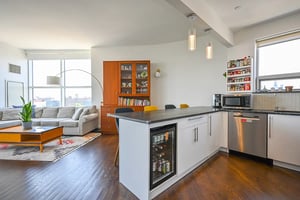 Photo for 31st Avenue