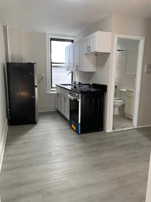 Photo for Thompson Street