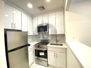 Photo for 1st Avenue