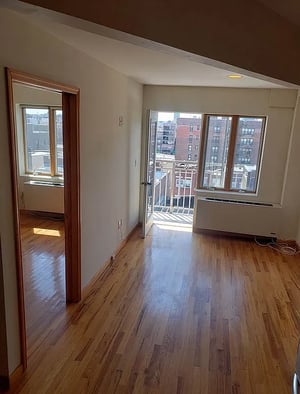 Photo for 28th Avenue