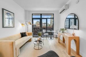 Photo for 32nd Street