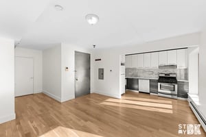 Photo for Lee Avenue