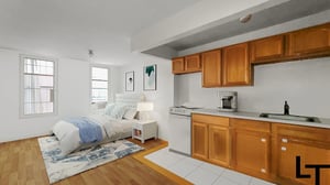 Photo for 3rd Avenue