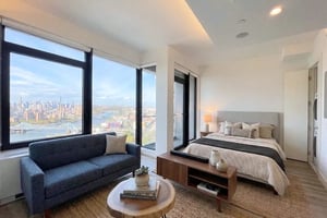 Photo for East 135th Street