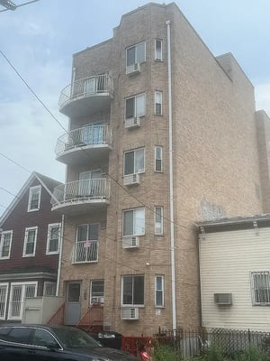 Photo for 38th Avenue