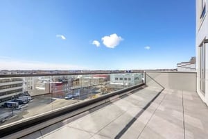 Photo for Metropolitan Avenue