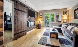 Photo for 3rd Avenue