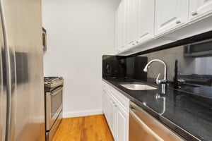 Photo for Madison Avenue