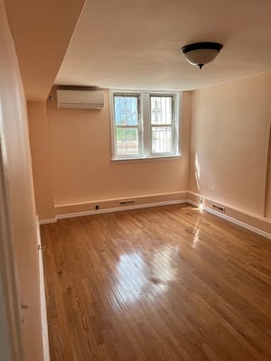 Photo for 32nd Street