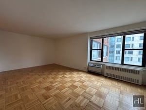 Photo for Fourth Avenue