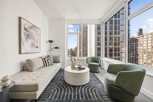 Photo for 3rd Avenue