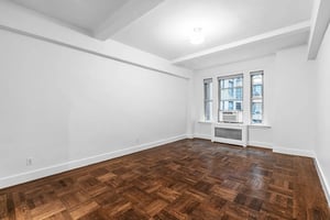 Photo for Fifth Avenue