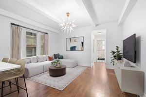 Photo for 5th Avenue