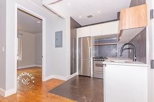 Photo for East 21st Street