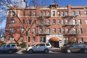 Photo for 81st Street