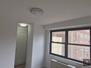 Photo for E 16 ST