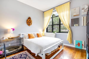 Photo for Metropolitan Avenue