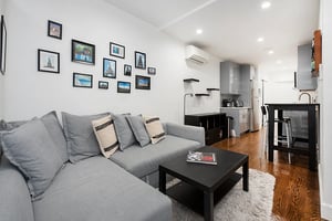 Photo for 1st Avenue