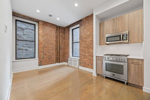 Photo for Madison Avenue