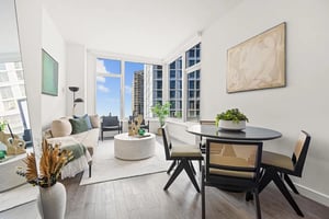 Photo for 3rd Avenue