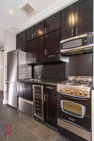 Photo for E 26TH ST.