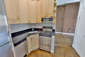 Photo for W 14TH ST.