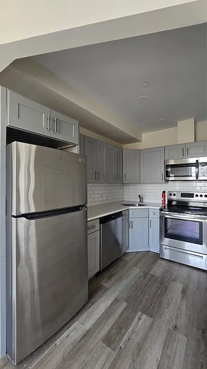 Photo for 104th Street