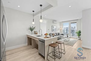 Photo for Willis Avenue