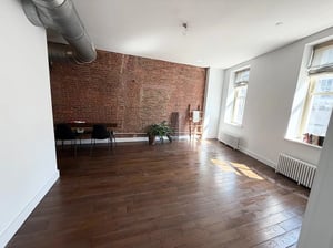 Photo for Howard Street